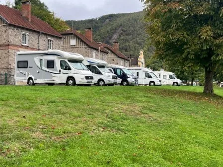 aire de camping-cars à Monthermé dans les Ardennes